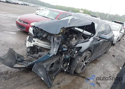 2018 Toyota Camry Se z USA, uszkodzony, nr VIN 4T1B11HK6JU597940